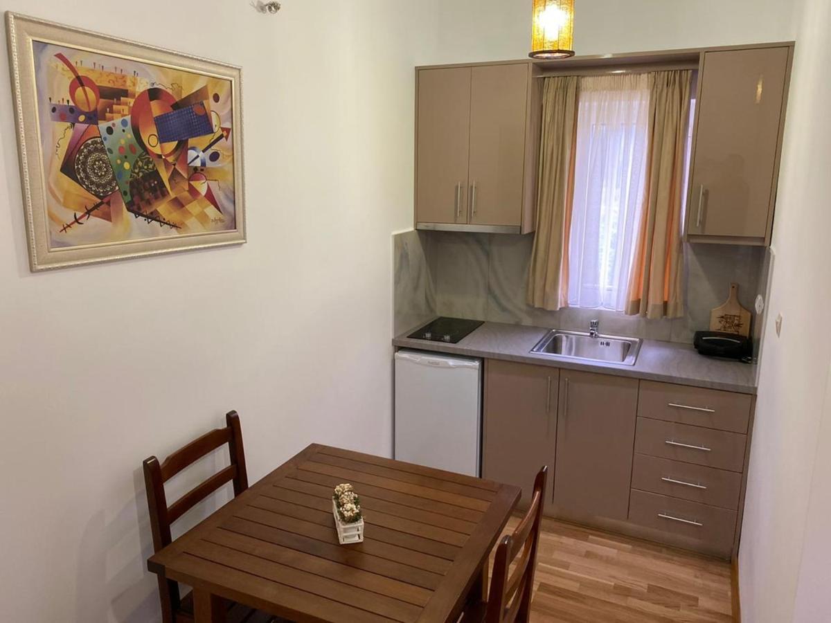 Lido Apartments Himare Ruang foto